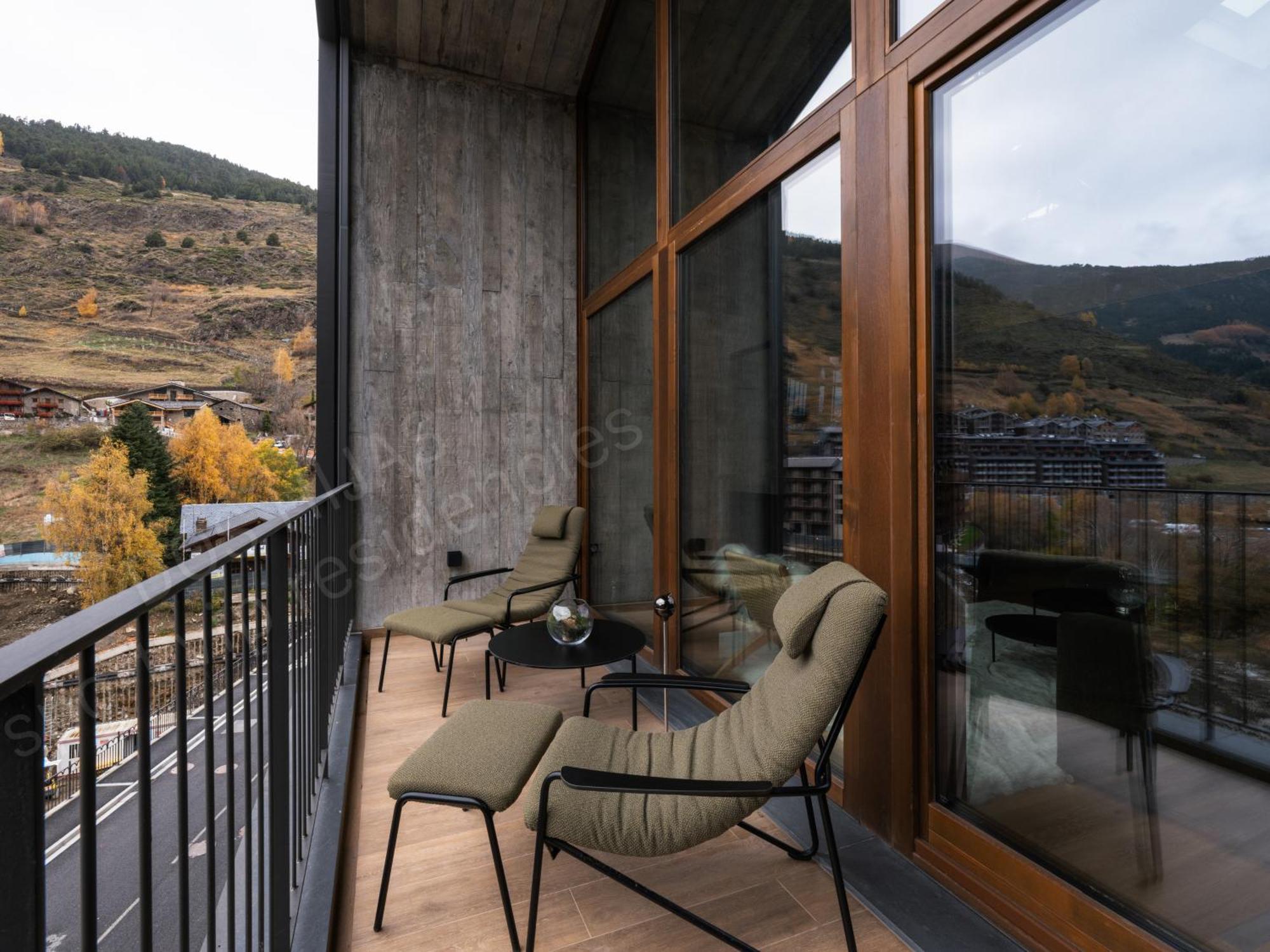 Isard Residences By Leo Эл Тартер Экстерьер фото