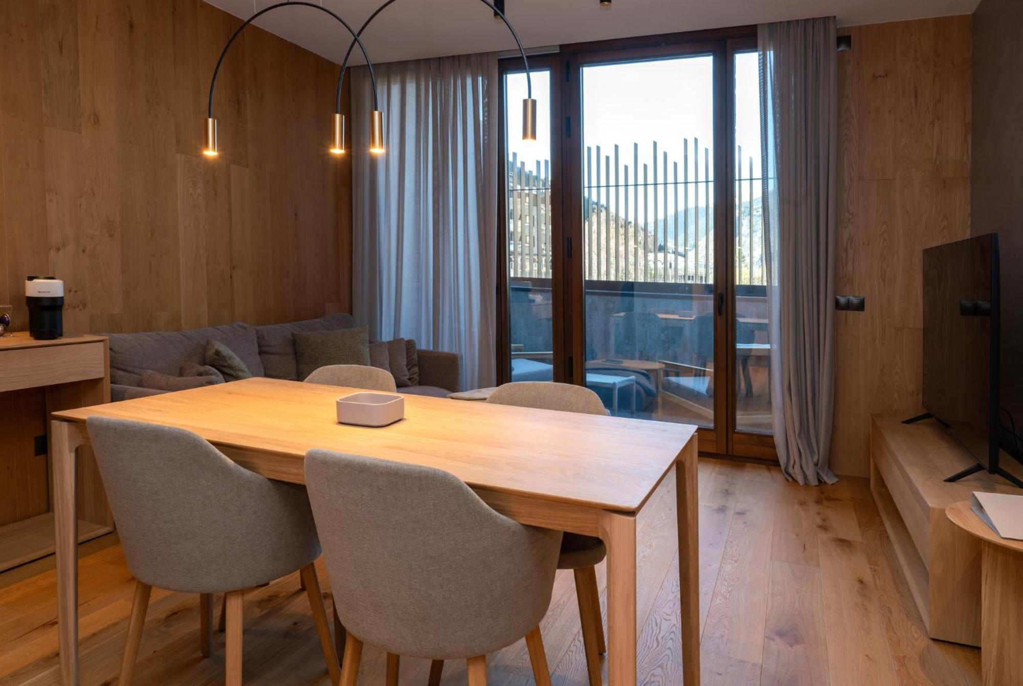 Isard Residences By Leo Эл Тартер Экстерьер фото